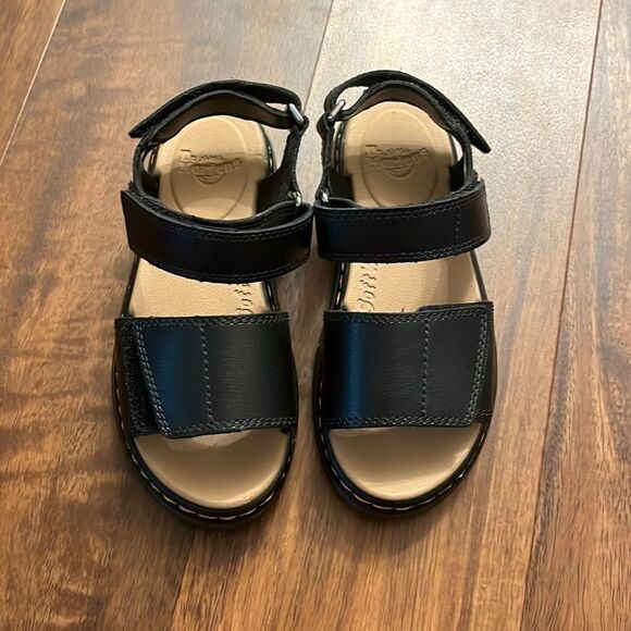 DR. MARTENS JUNIOR ROMI LEATHER SANDALS size 1 - Picture 1 of 4
